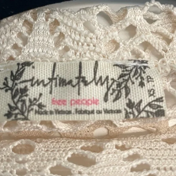 Free People Cream Crochet Lace Mock Neck Top - Picture 4 of 5